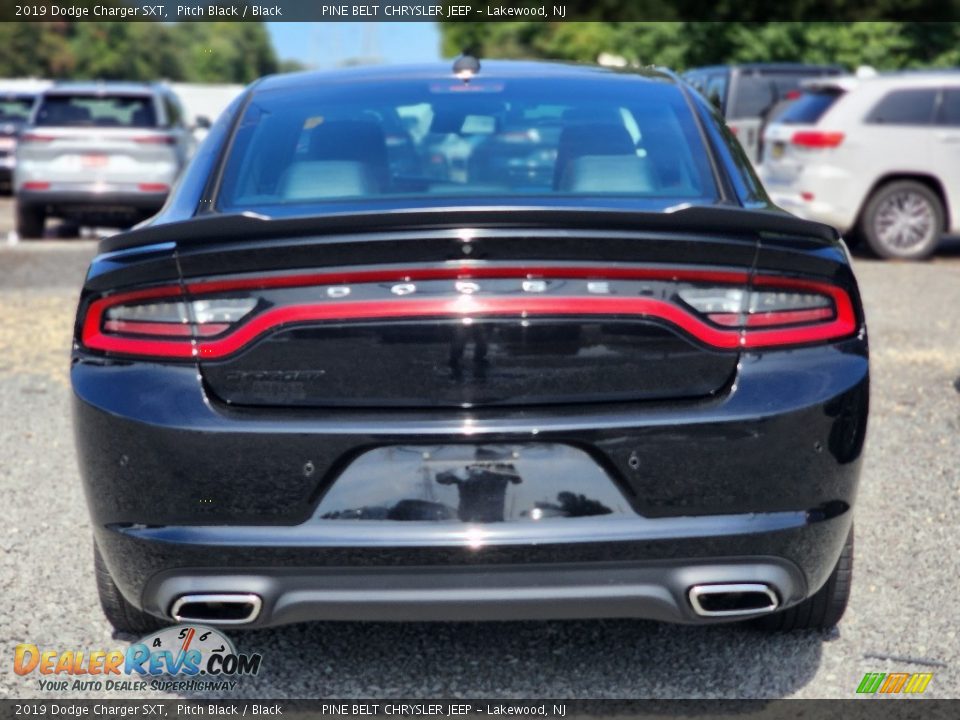 2019 Dodge Charger SXT Pitch Black / Black Photo #4