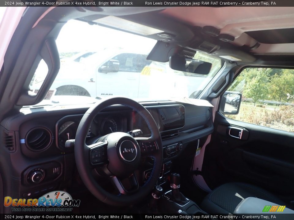 2024 Jeep Wrangler 4-Door Rubicon X 4xe Hybrid Bright White / Black Photo #13
