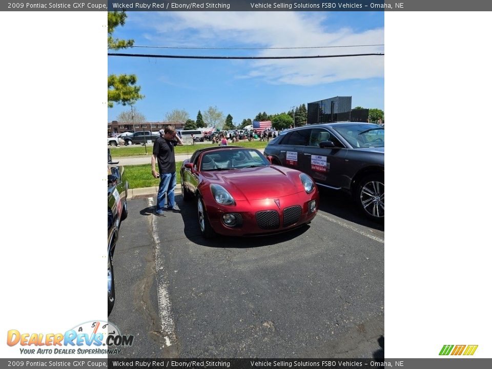 2009 Pontiac Solstice GXP Coupe Wicked Ruby Red / Ebony/Red Stitching Photo #2