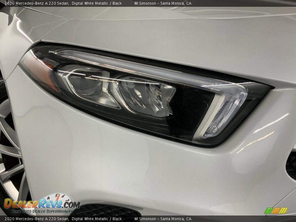 2020 Mercedes-Benz A 220 Sedan Digital White Metallic / Black Photo #4