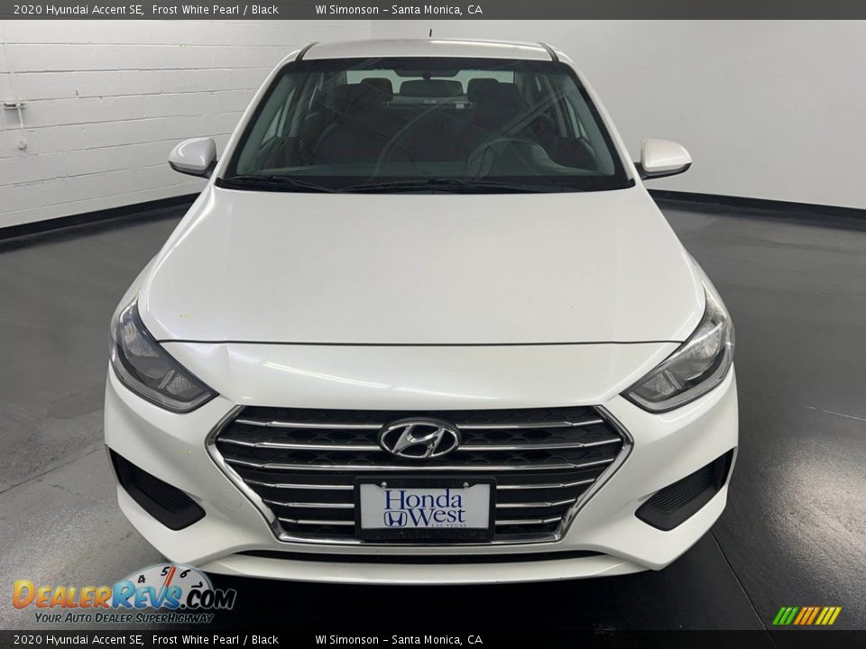 2020 Hyundai Accent SE Frost White Pearl / Black Photo #2