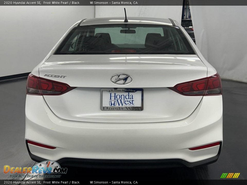 2020 Hyundai Accent SE Frost White Pearl / Black Photo #6