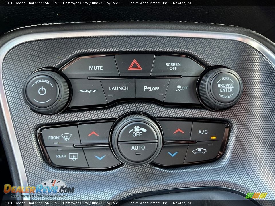 Controls of 2018 Dodge Challenger SRT 392 Photo #26