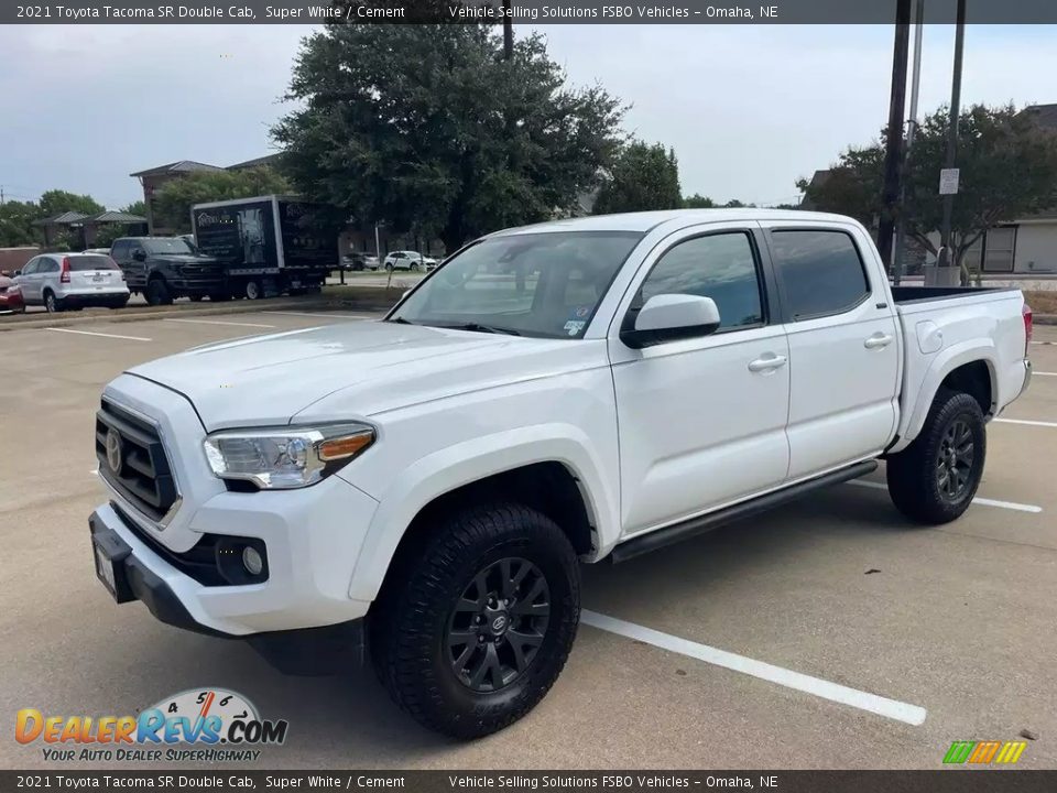 Front 3/4 View of 2021 Toyota Tacoma SR Double Cab Photo #1