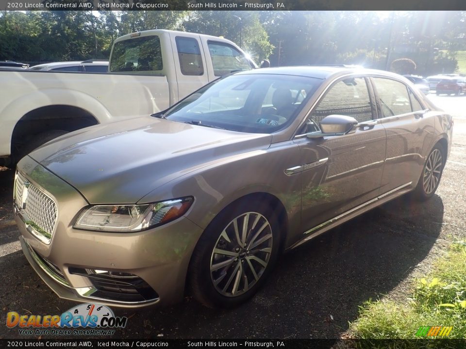 Front 3/4 View of 2020 Lincoln Continental AWD Photo #1