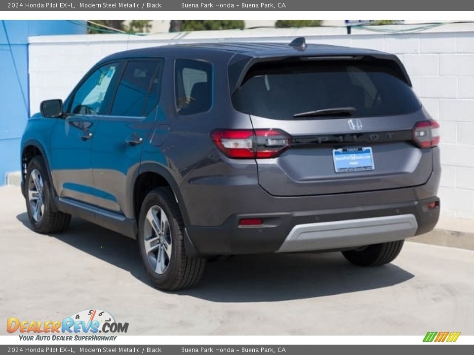 2024 Honda Pilot EX-L Modern Steel Metallic / Black Photo #2