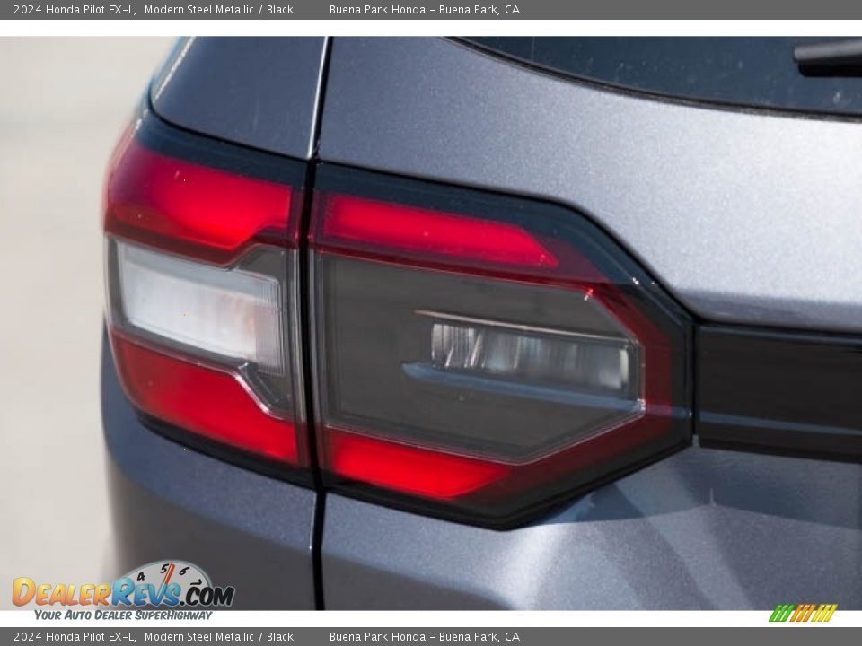 2024 Honda Pilot EX-L Modern Steel Metallic / Black Photo #6