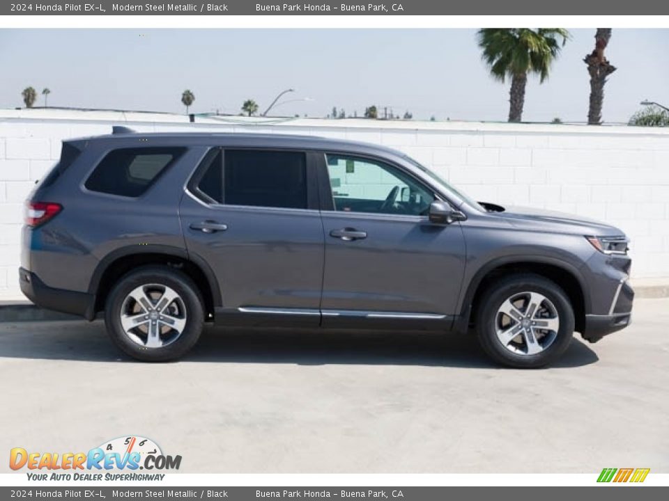 Modern Steel Metallic 2024 Honda Pilot EX-L Photo #8