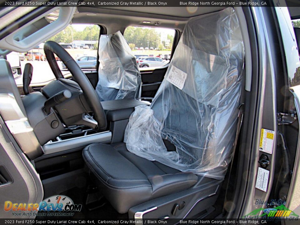 2023 Ford F250 Super Duty Lariat Crew Cab 4x4 Carbonized Gray Metallic / Black Onyx Photo #11