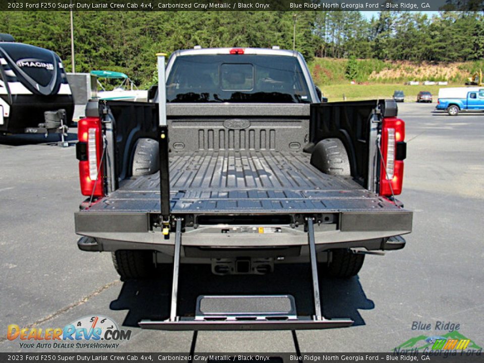 2023 Ford F250 Super Duty Lariat Crew Cab 4x4 Carbonized Gray Metallic / Black Onyx Photo #14