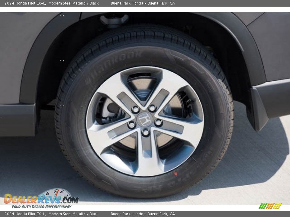 2024 Honda Pilot EX-L Wheel Photo #12