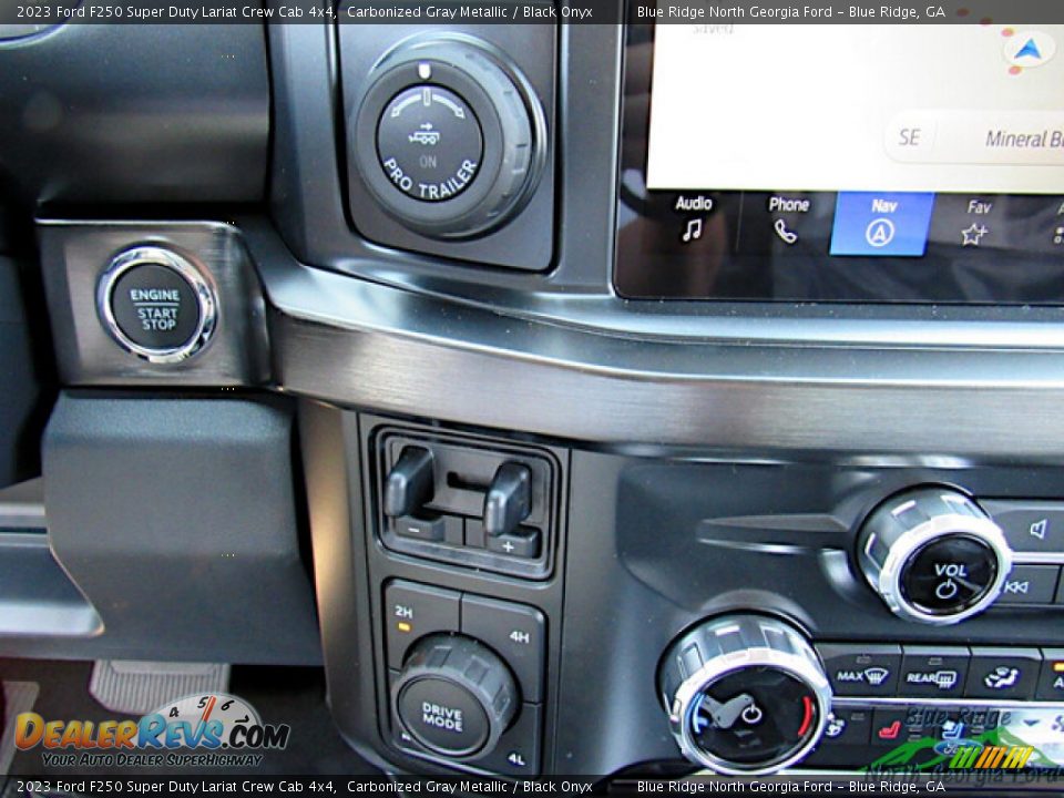 Controls of 2023 Ford F250 Super Duty Lariat Crew Cab 4x4 Photo #22