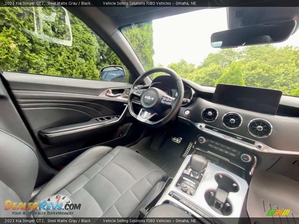 Dashboard of 2023 Kia Stinger GT2 Photo #10