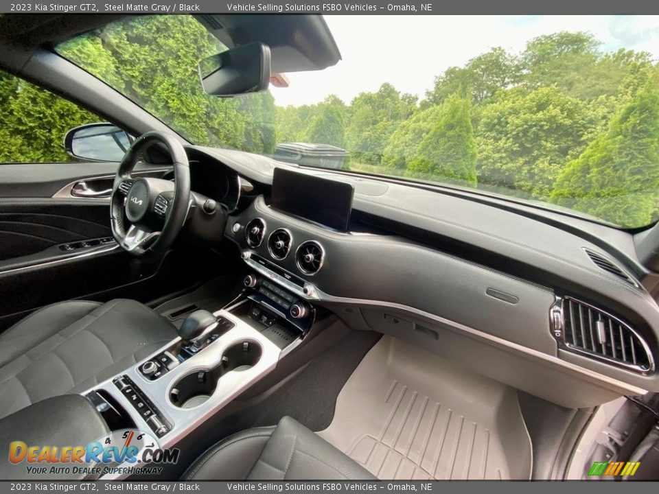 Dashboard of 2023 Kia Stinger GT2 Photo #11