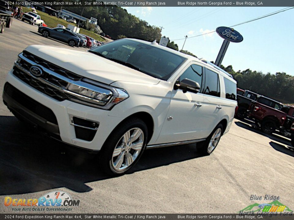 2024 Ford Expedition King Ranch Max 4x4 Star White Metallic Tri-Coat / King Ranch Java Photo #28
