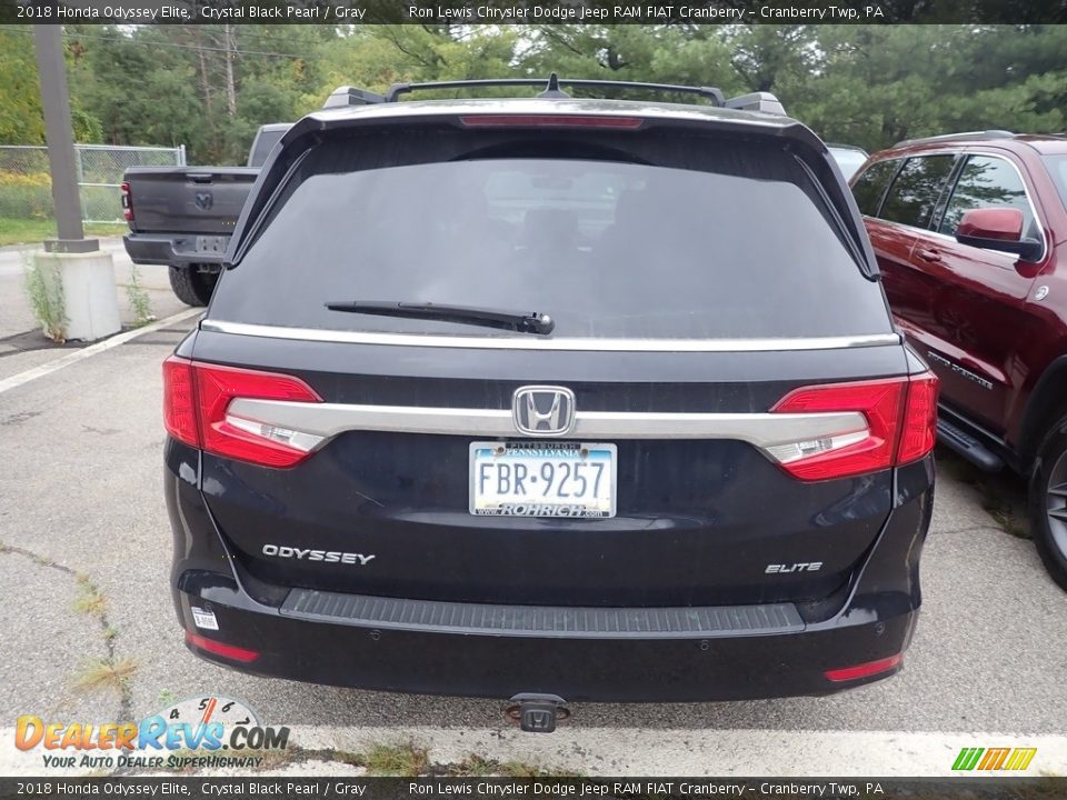 2018 Honda Odyssey Elite Crystal Black Pearl / Gray Photo #5