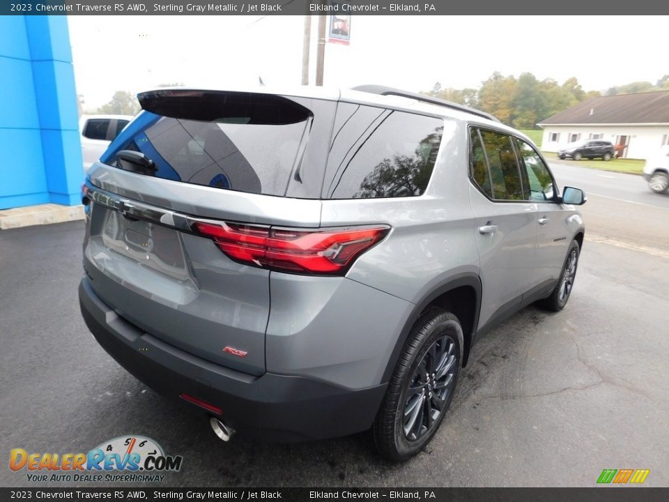 2023 Chevrolet Traverse RS AWD Sterling Gray Metallic / Jet Black Photo #9