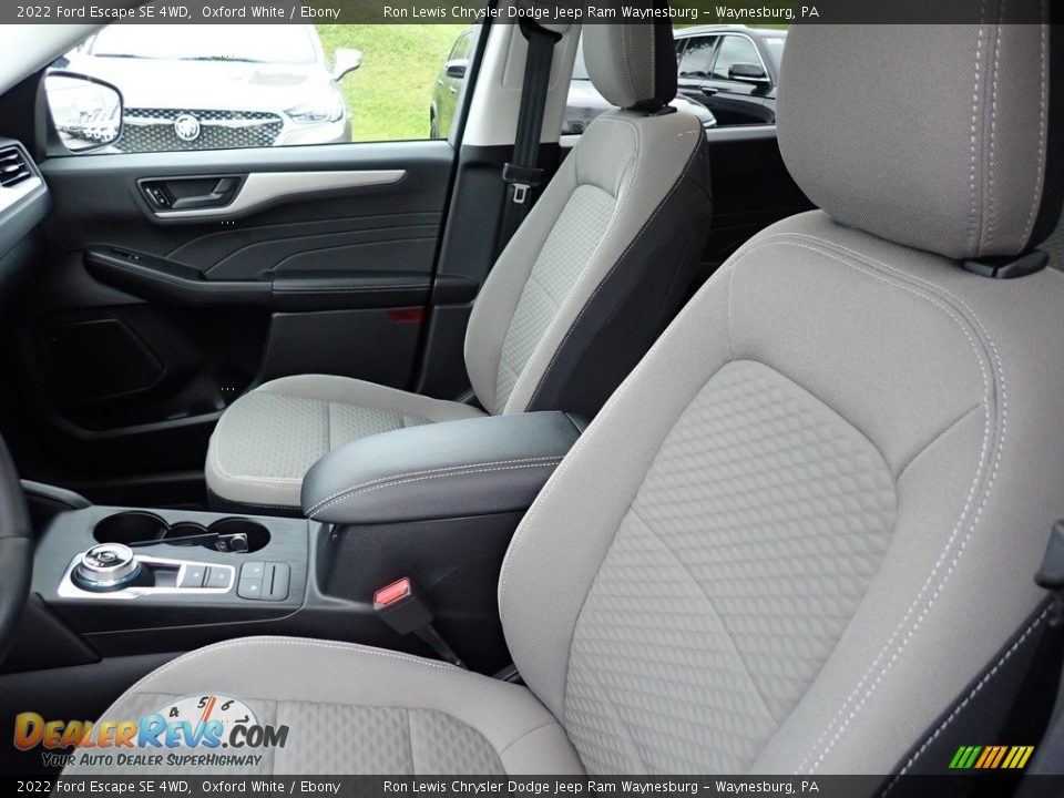 Front Seat of 2022 Ford Escape SE 4WD Photo #11