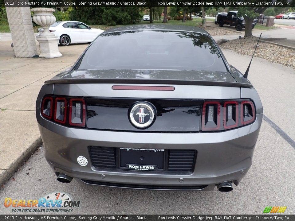 2013 Ford Mustang V6 Premium Coupe Sterling Gray Metallic / Charcoal Black Photo #7