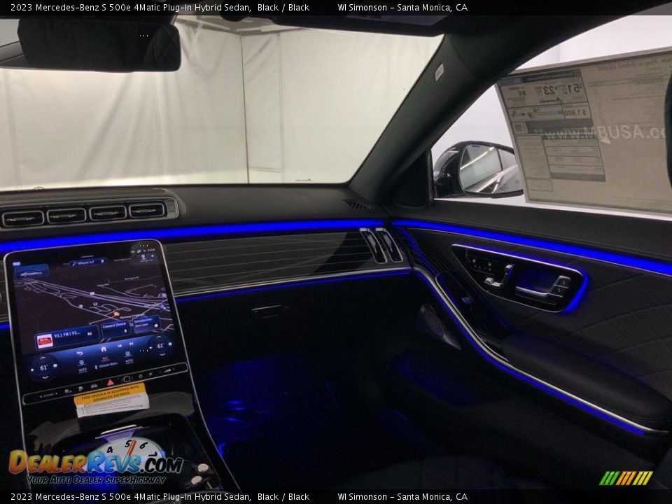 Dashboard of 2023 Mercedes-Benz S 500e 4Matic Plug-In Hybrid Sedan Photo #14