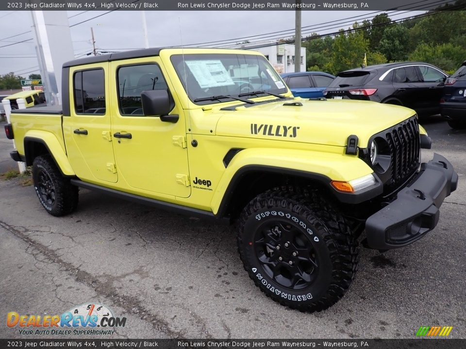 2023 Jeep Gladiator Willys 4x4 High Velocity / Black Photo #8