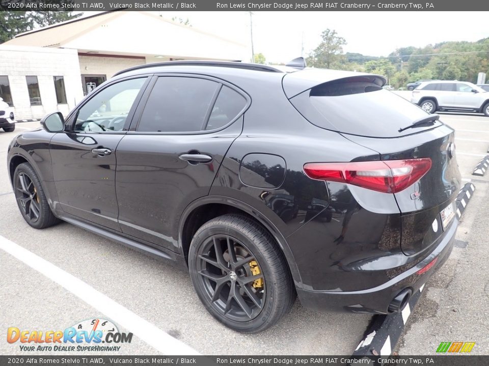 Vulcano Black Metallic 2020 Alfa Romeo Stelvio TI AWD Photo #7