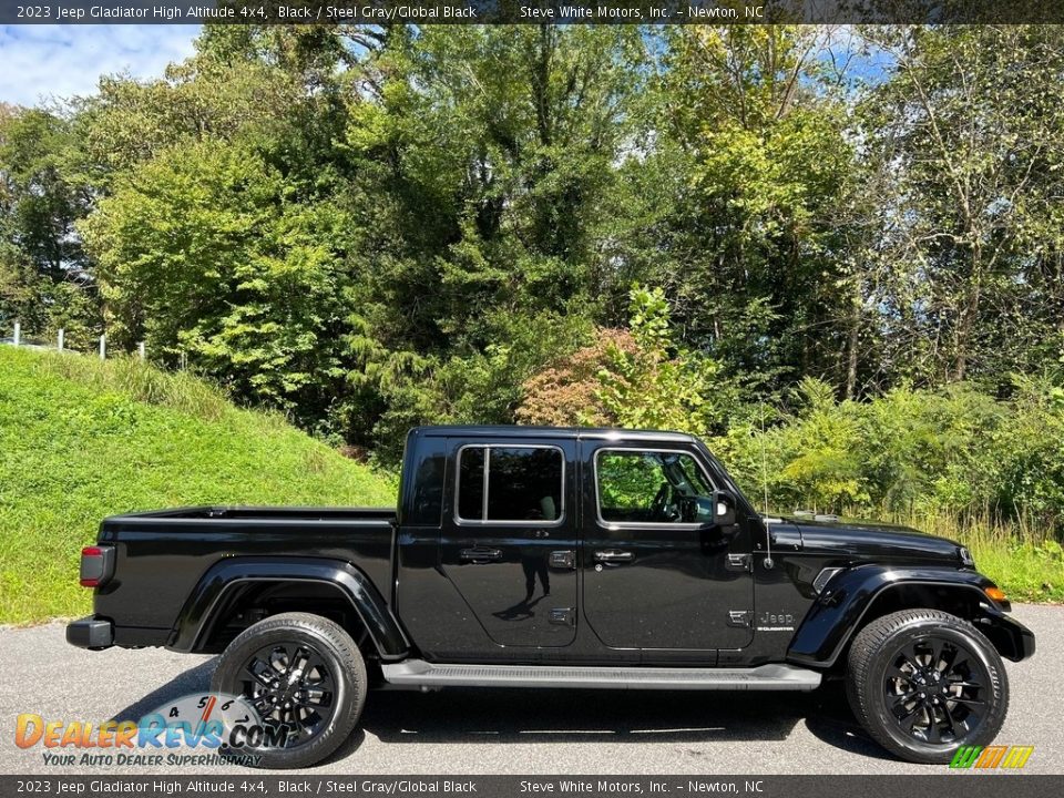 Black 2023 Jeep Gladiator High Altitude 4x4 Photo #5