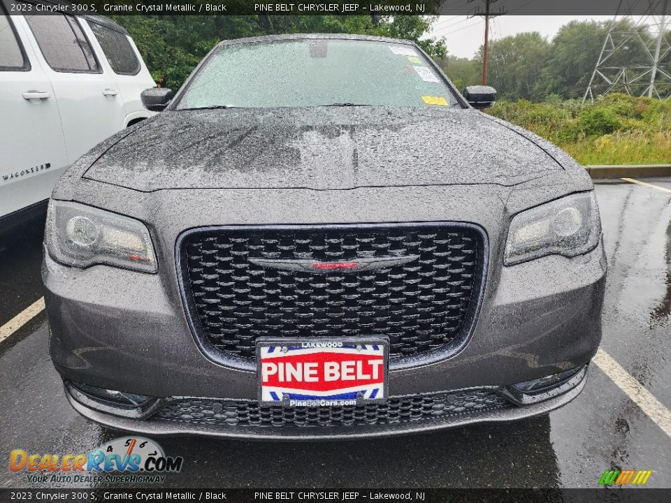 2023 Chrysler 300 S Granite Crystal Metallic / Black Photo #2