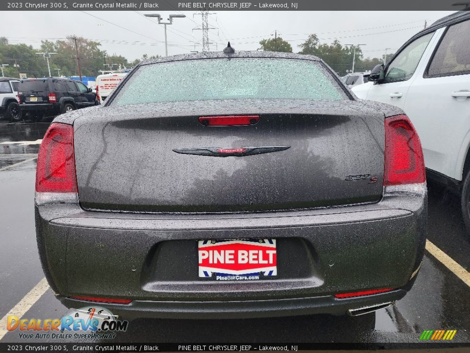 2023 Chrysler 300 S Granite Crystal Metallic / Black Photo #4