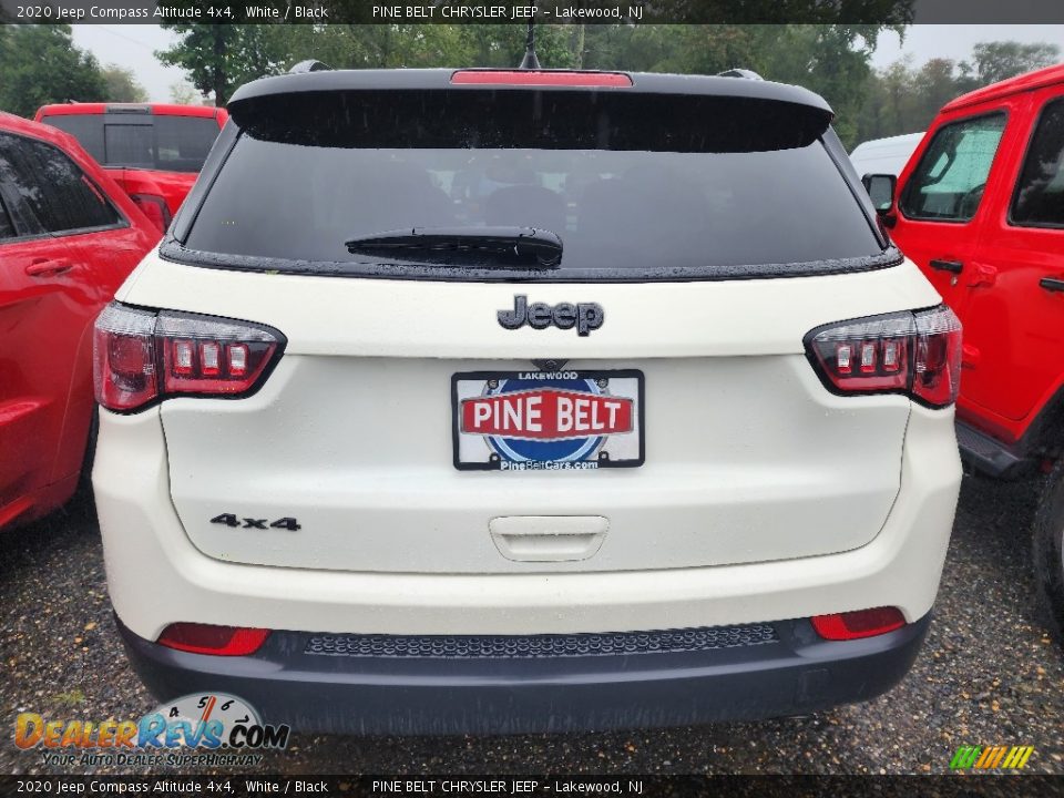 2020 Jeep Compass Altitude 4x4 White / Black Photo #4