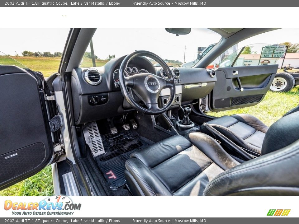 Ebony Interior - 2002 Audi TT 1.8T quattro Coupe Photo #17