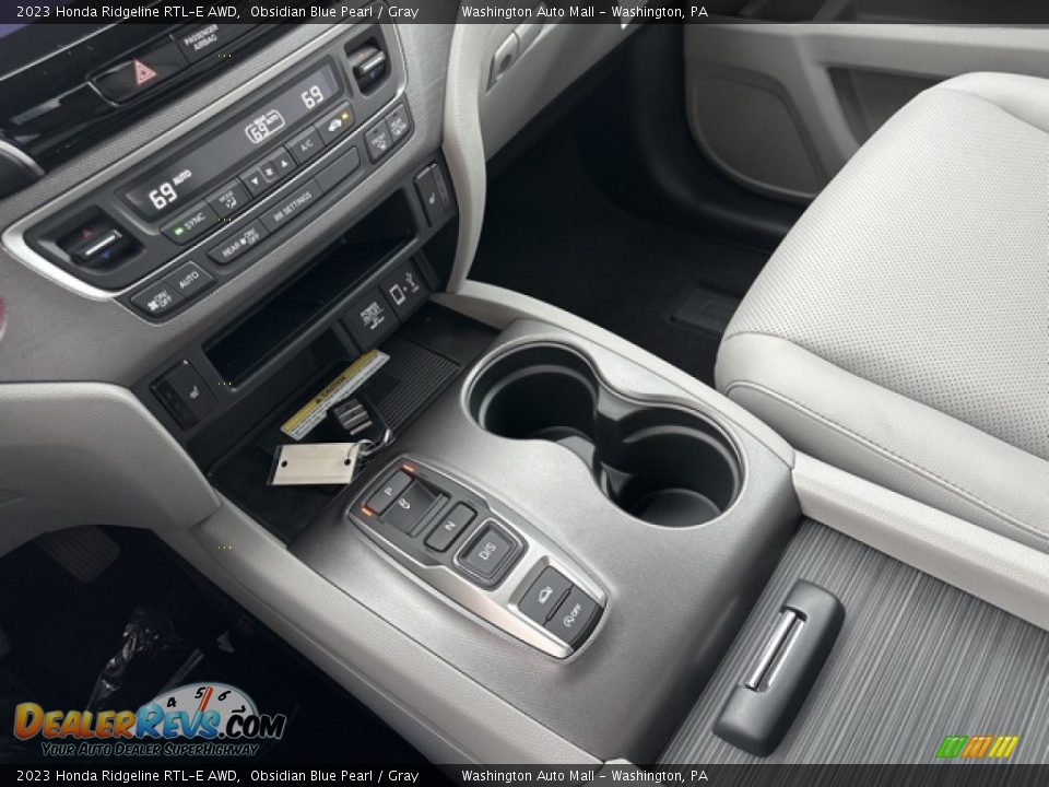 2023 Honda Ridgeline RTL-E AWD Shifter Photo #11