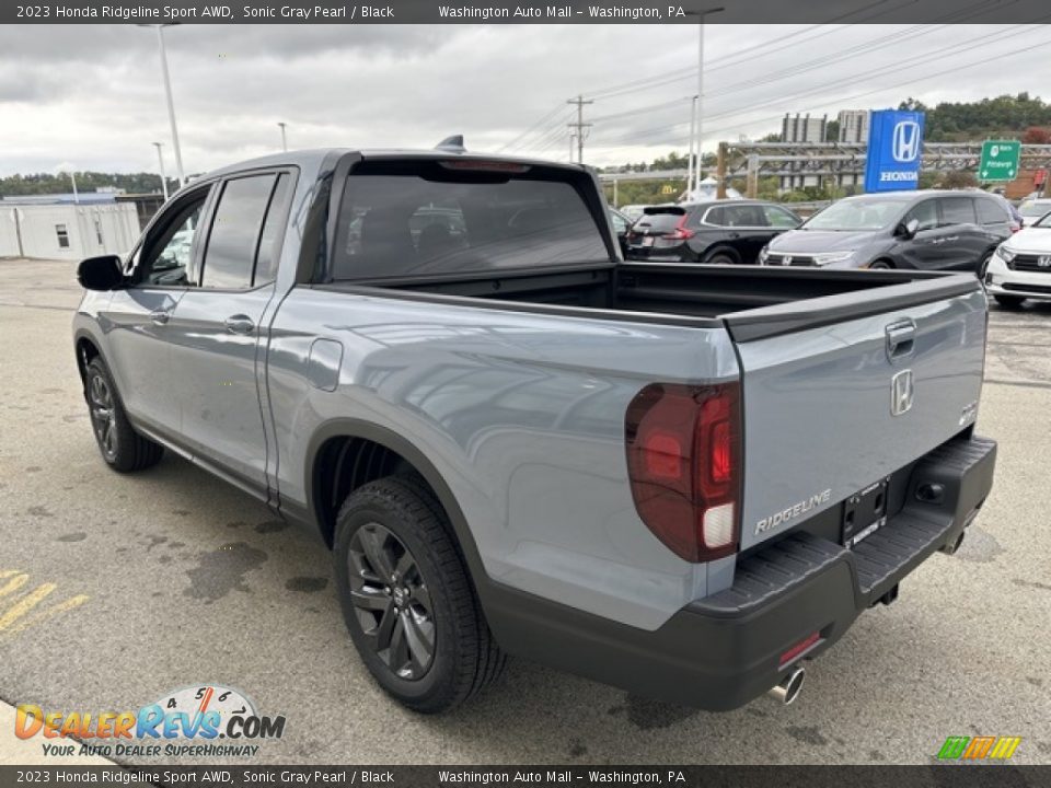 2023 Honda Ridgeline Sport AWD Sonic Gray Pearl / Black Photo #2