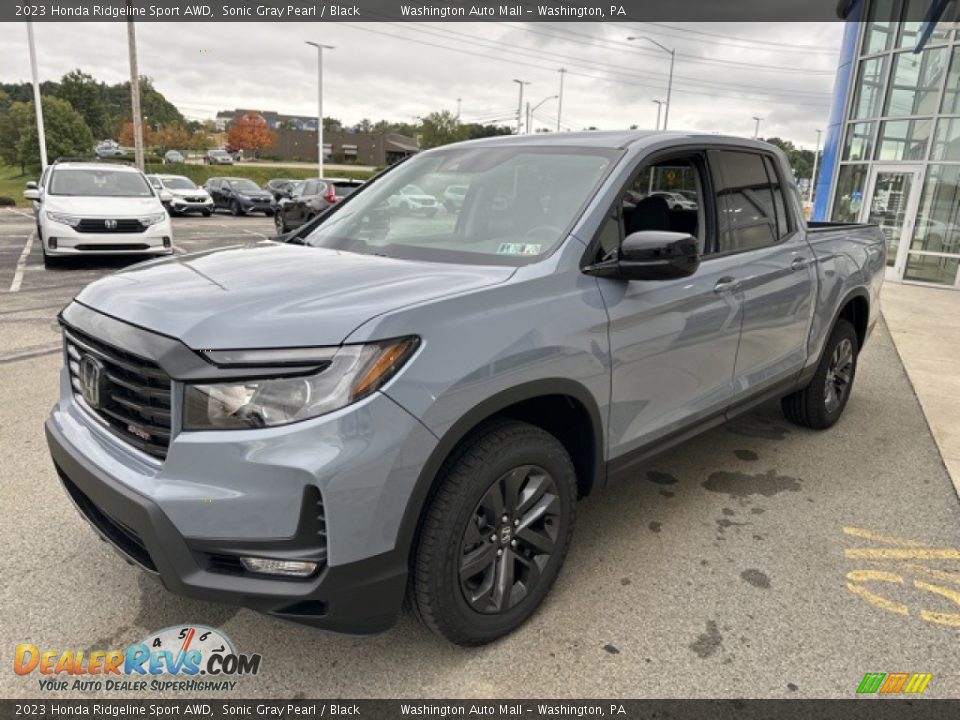 Front 3/4 View of 2023 Honda Ridgeline Sport AWD Photo #7