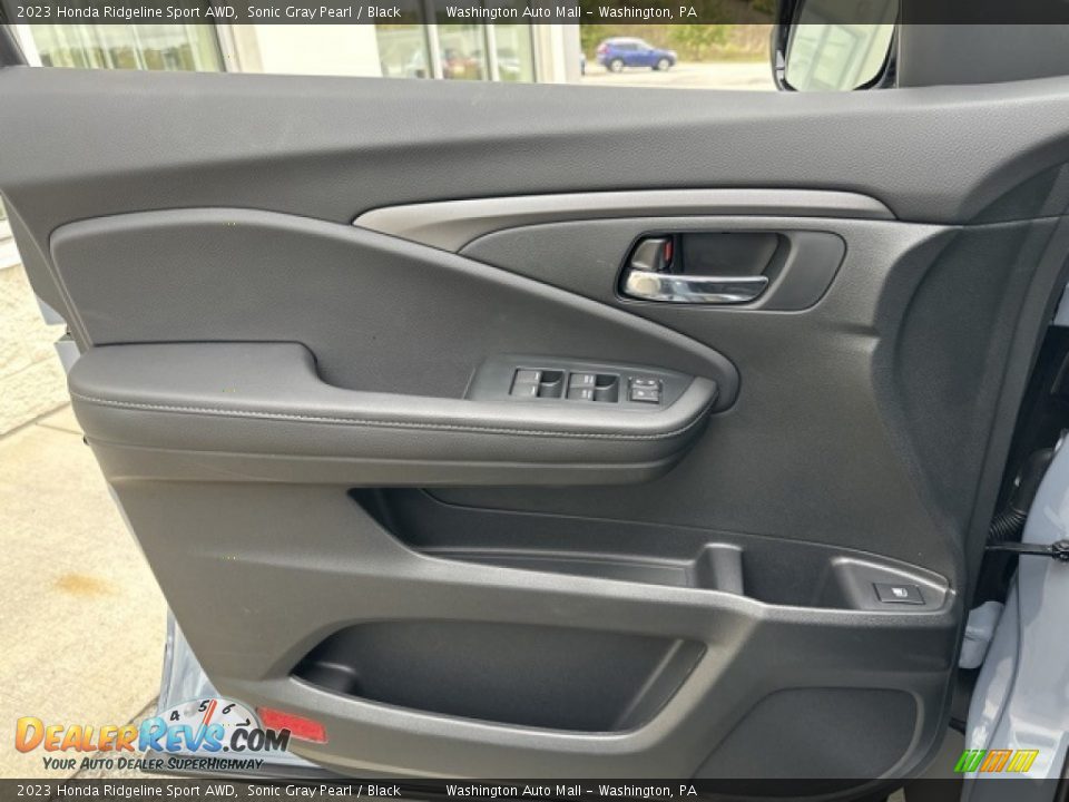 Door Panel of 2023 Honda Ridgeline Sport AWD Photo #18