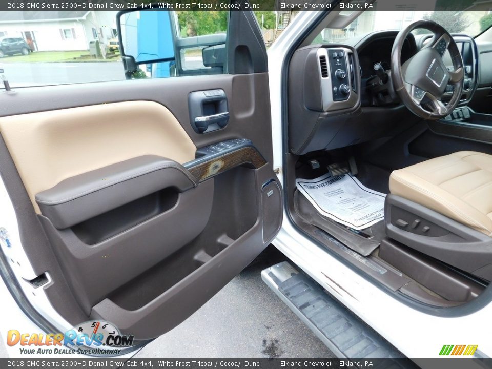 2018 GMC Sierra 2500HD Denali Crew Cab 4x4 White Frost Tricoat / Cocoa/­Dune Photo #26