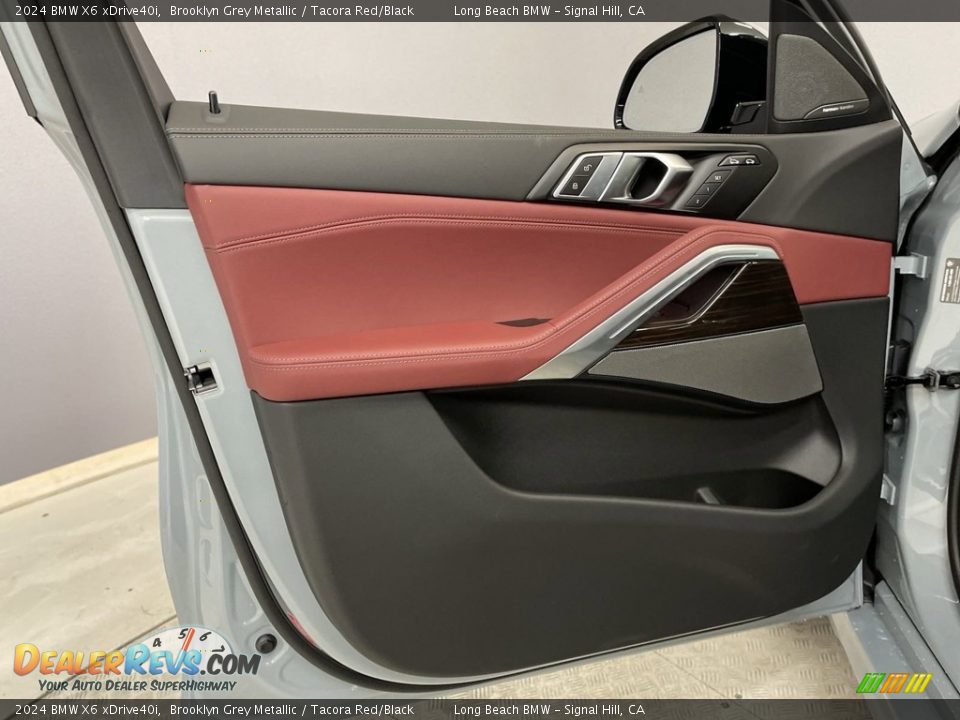 Door Panel of 2024 BMW X6 xDrive40i Photo #10