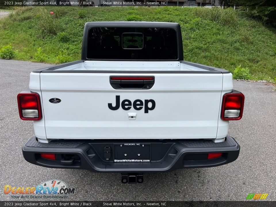 2023 Jeep Gladiator Sport 4x4 Bright White / Black Photo #7