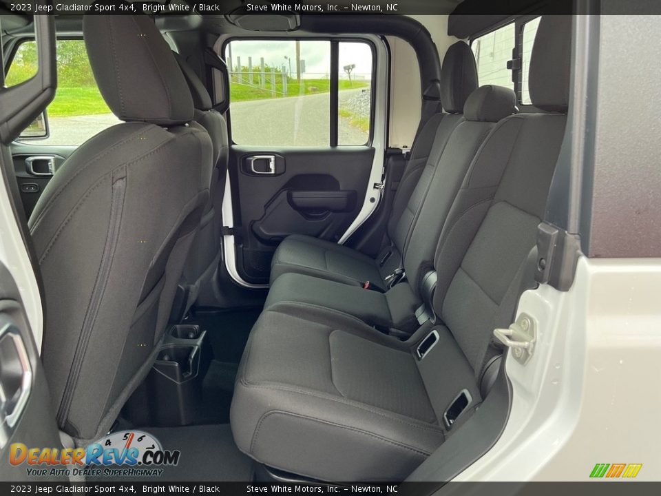 Rear Seat of 2023 Jeep Gladiator Sport 4x4 Photo #15