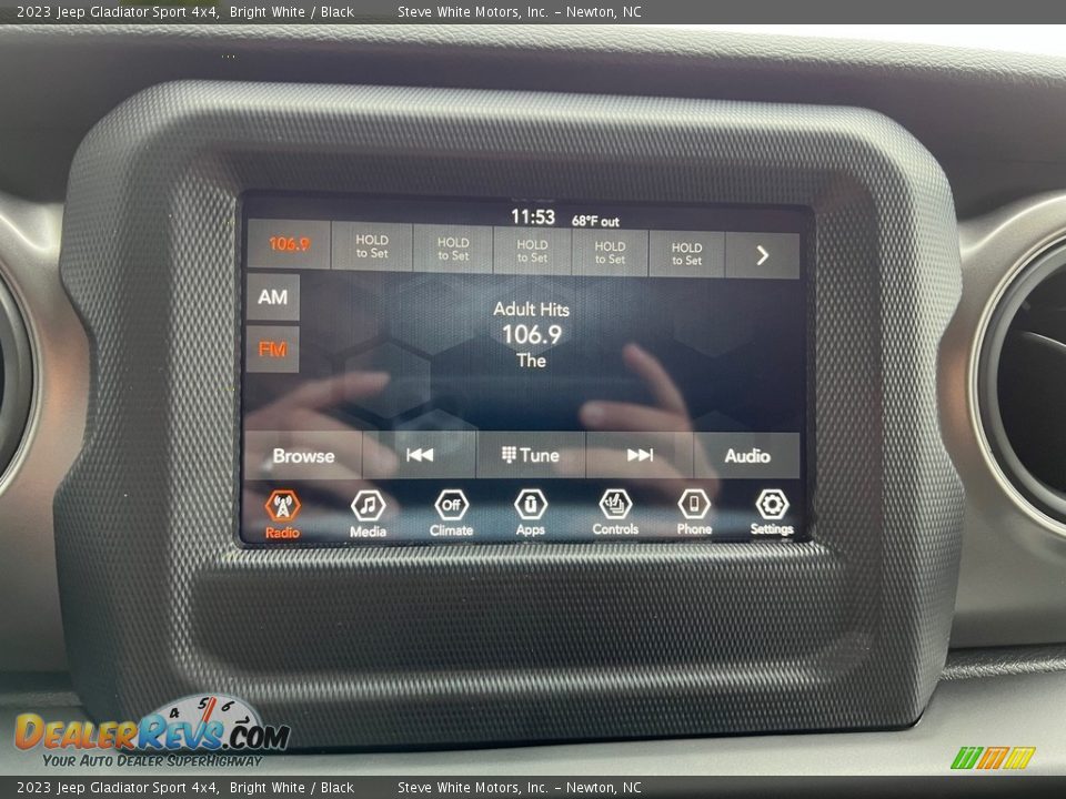 Audio System of 2023 Jeep Gladiator Sport 4x4 Photo #21