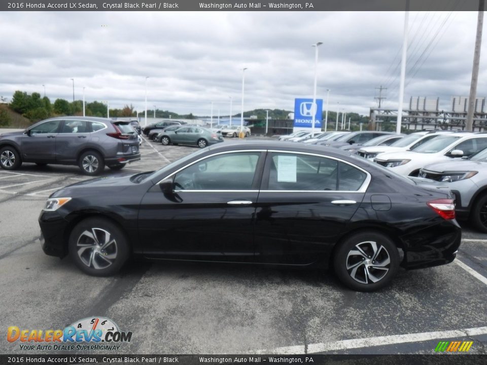 2016 Honda Accord LX Sedan Crystal Black Pearl / Black Photo #10