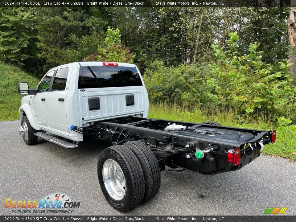 2024 Ram 4500 SLT Crew Cab 4x4 Chassis Bright White / Diesel Gray/Black Photo #8