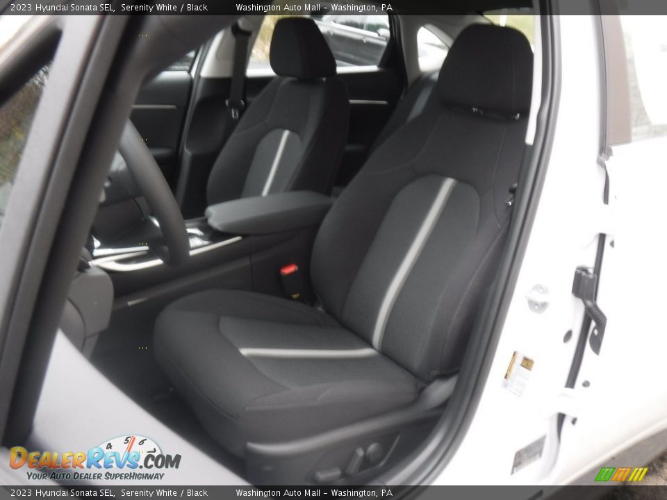 Front Seat of 2023 Hyundai Sonata SEL Photo #8