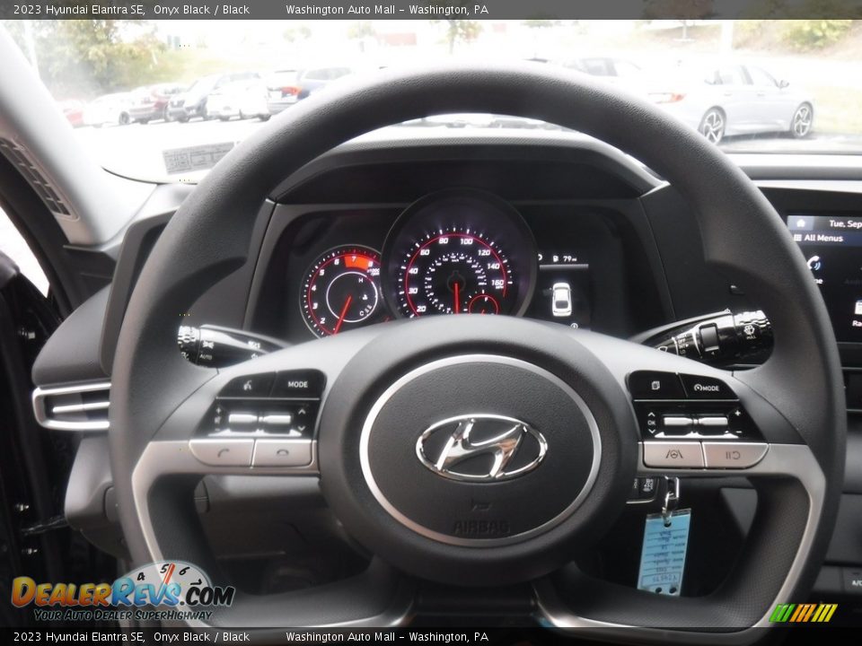 2023 Hyundai Elantra SE Steering Wheel Photo #15