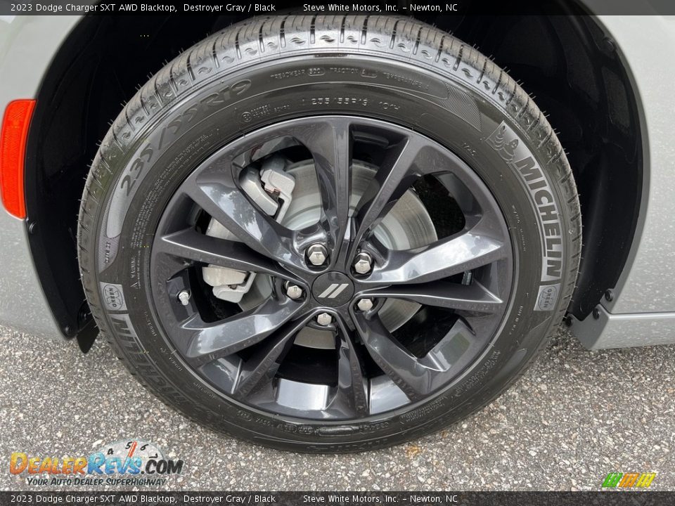2023 Dodge Charger SXT AWD Blacktop Wheel Photo #9