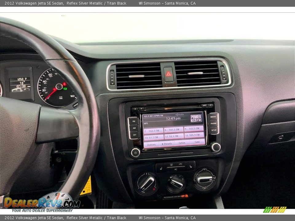 Controls of 2012 Volkswagen Jetta SE Sedan Photo #5