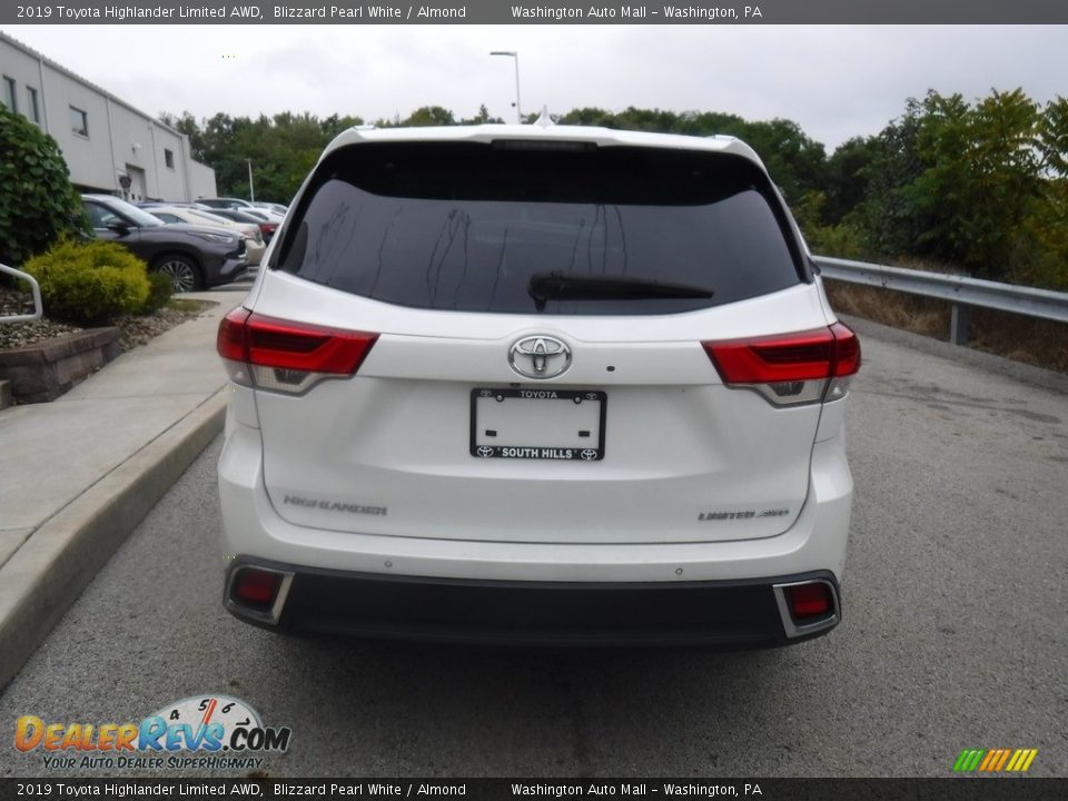 2019 Toyota Highlander Limited AWD Blizzard Pearl White / Almond Photo #9