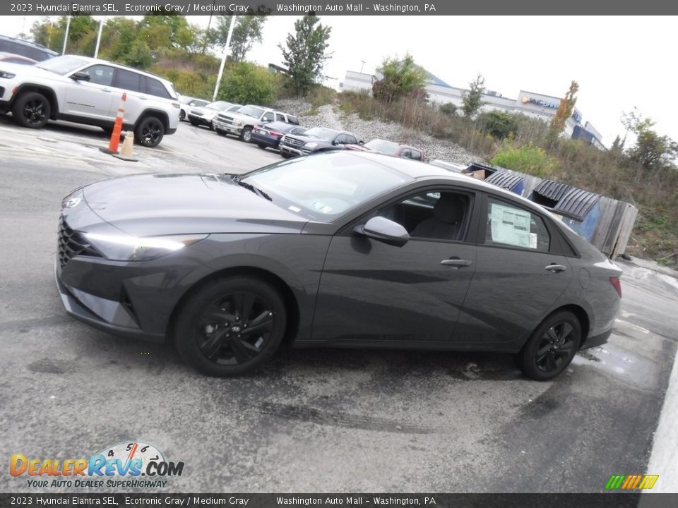 2023 Hyundai Elantra SEL Ecotronic Gray / Medium Gray Photo #5