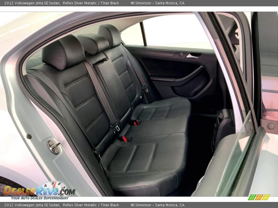Rear Seat of 2012 Volkswagen Jetta SE Sedan Photo #19