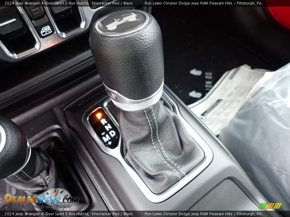 2024 Jeep Wrangler 4-Door Sport S 4xe Hybrid Shifter Photo #17